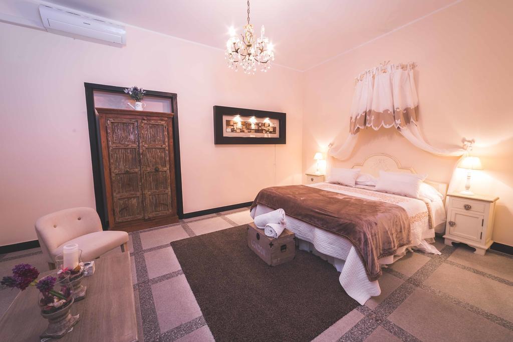 קיאברי Il Sogno Maison De Charme מראה חיצוני תמונה